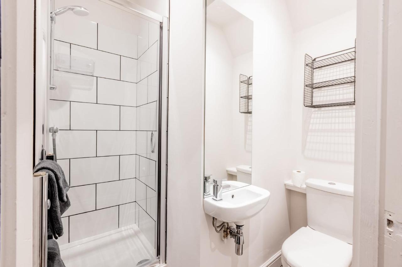 Modern 2 Bedroom Queen Street Apartment NWI Eksteriør billede